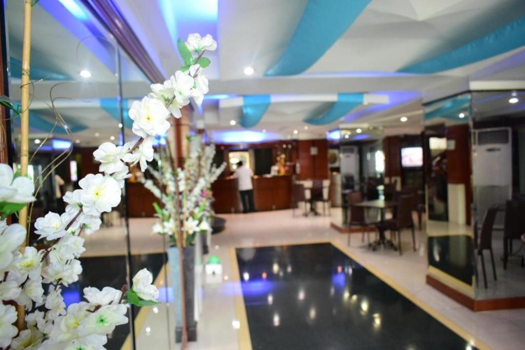 Citystate Hotel Quiapo Manilla Buitenkant foto