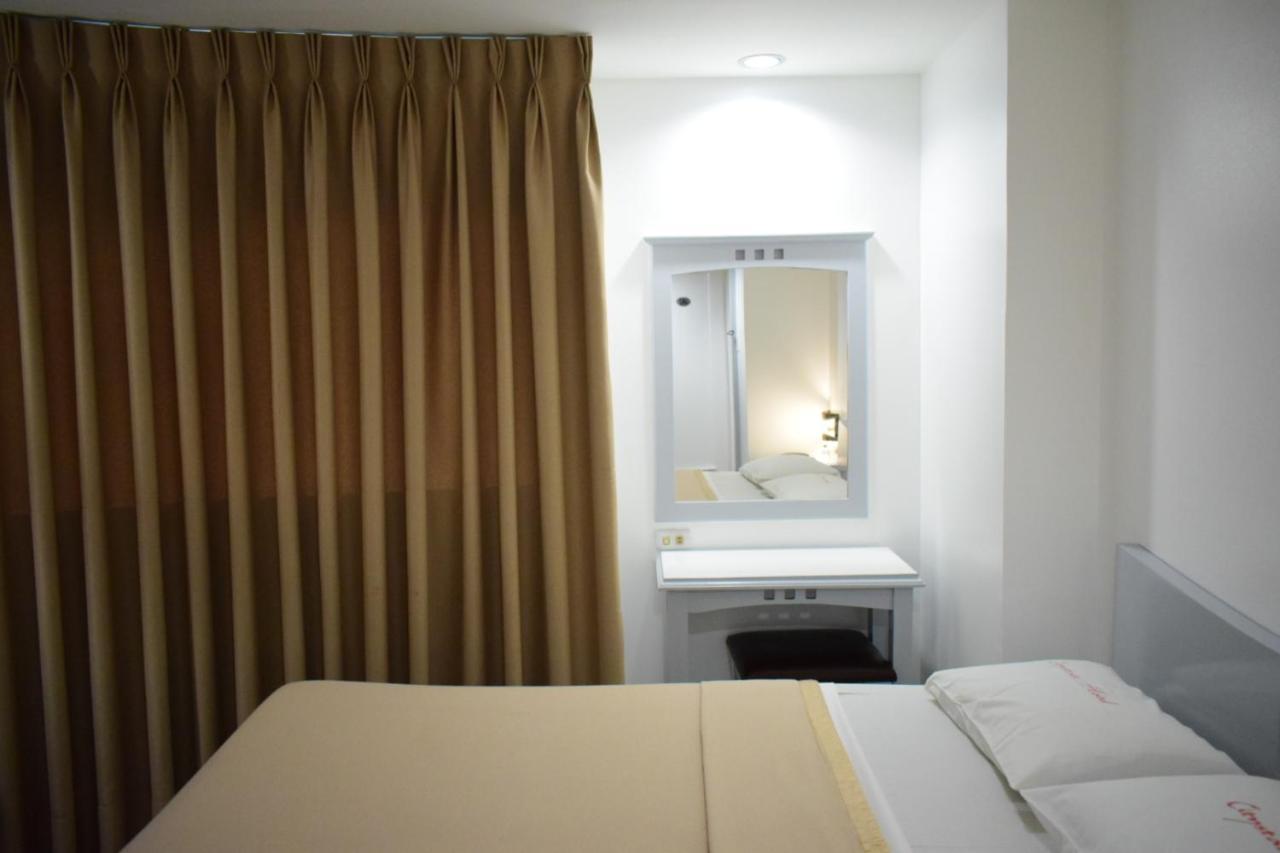 Citystate Hotel Quiapo Manilla Buitenkant foto